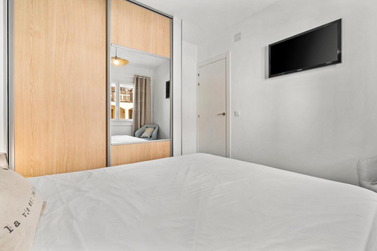 Apartamento Apartamento en el Centro con Terraza y Piscina Ampuriabrava Exterior foto