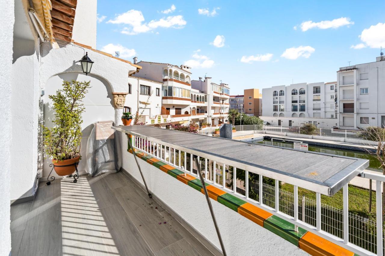 Apartamento Apartamento en el Centro con Terraza y Piscina Ampuriabrava Exterior foto